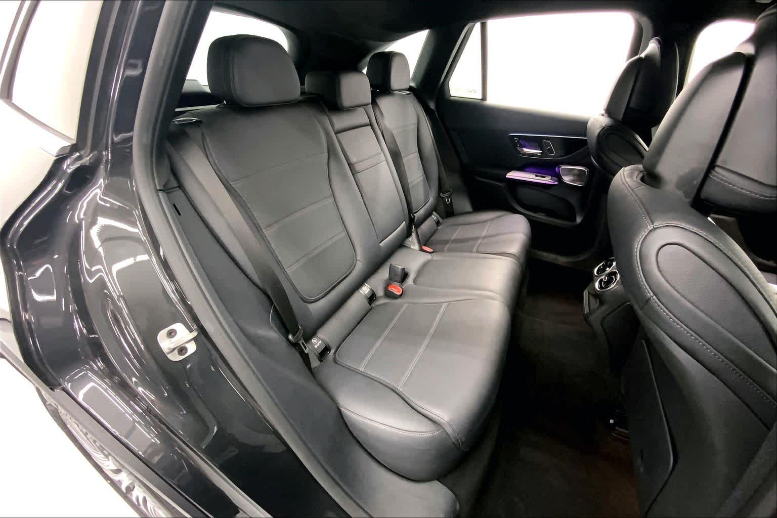 2026 Mercedes-Benz GLC 300 SUV