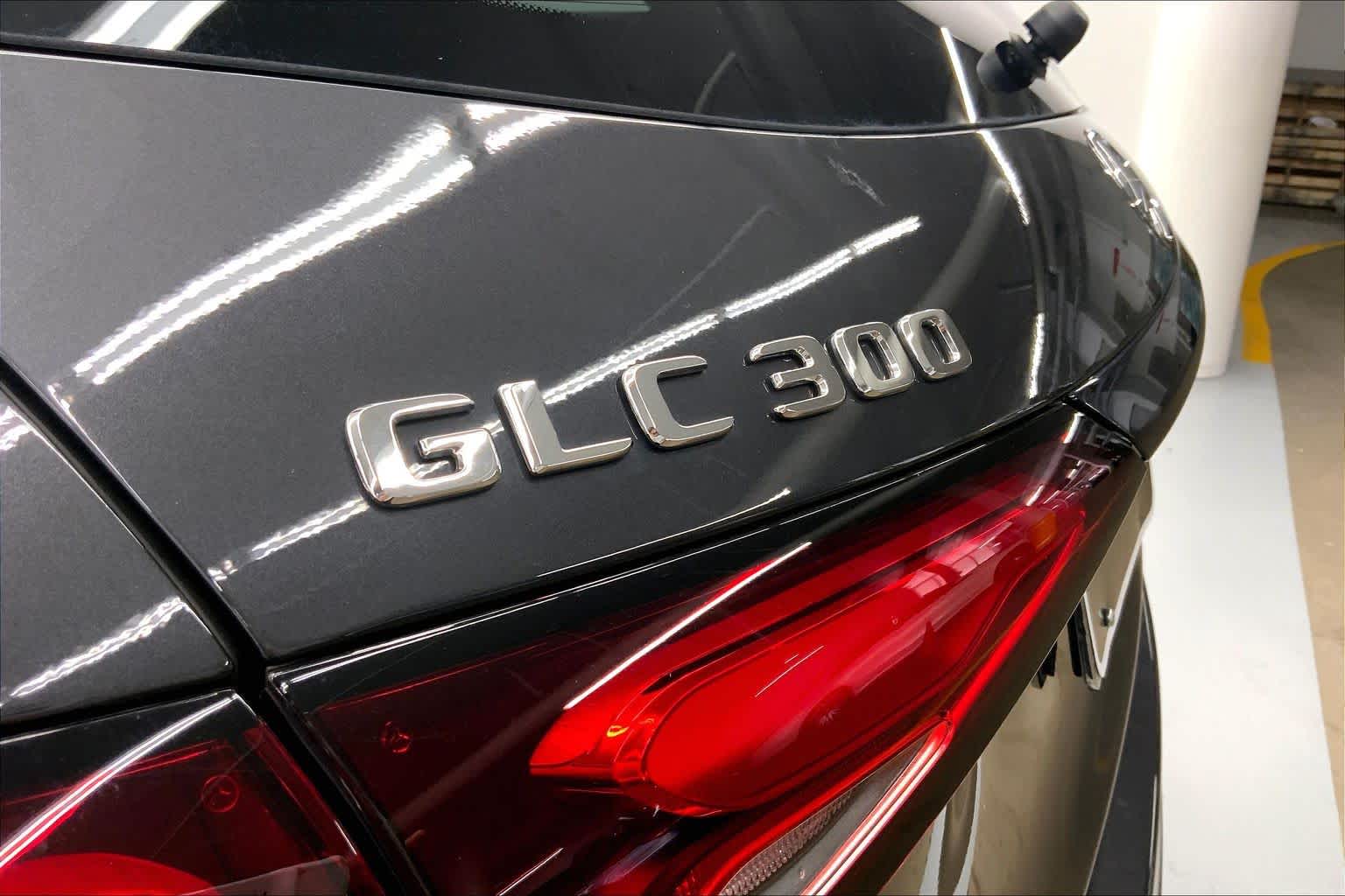 2026 Mercedes-Benz GLC 300 SUV