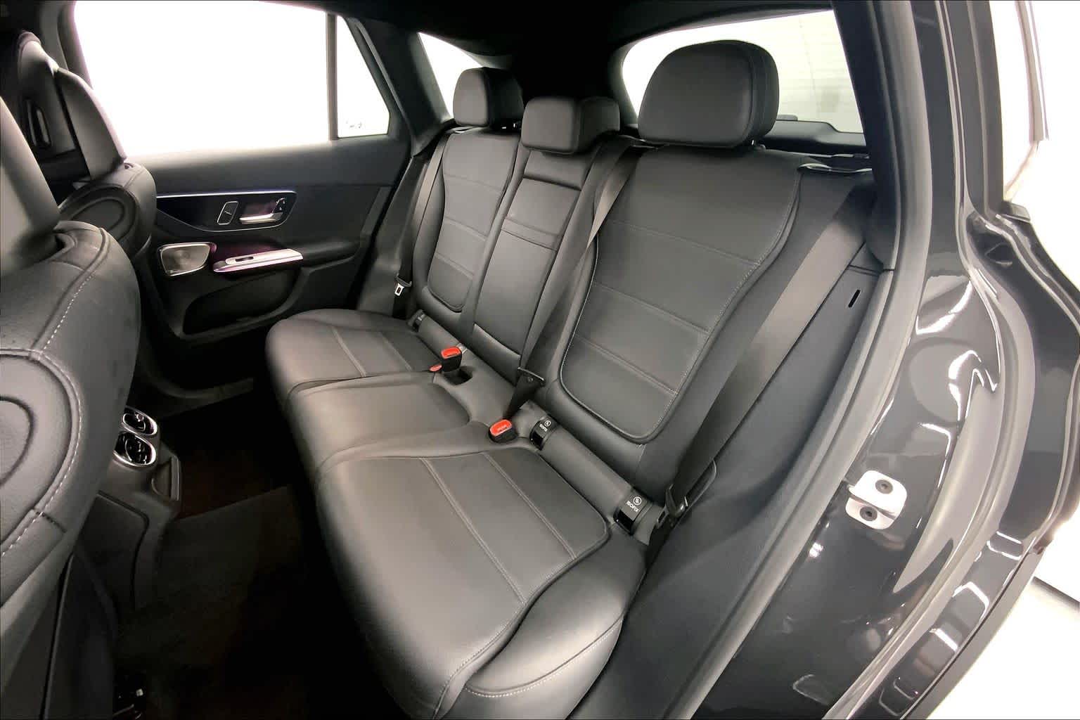 2026 Mercedes-Benz GLC 300 SUV