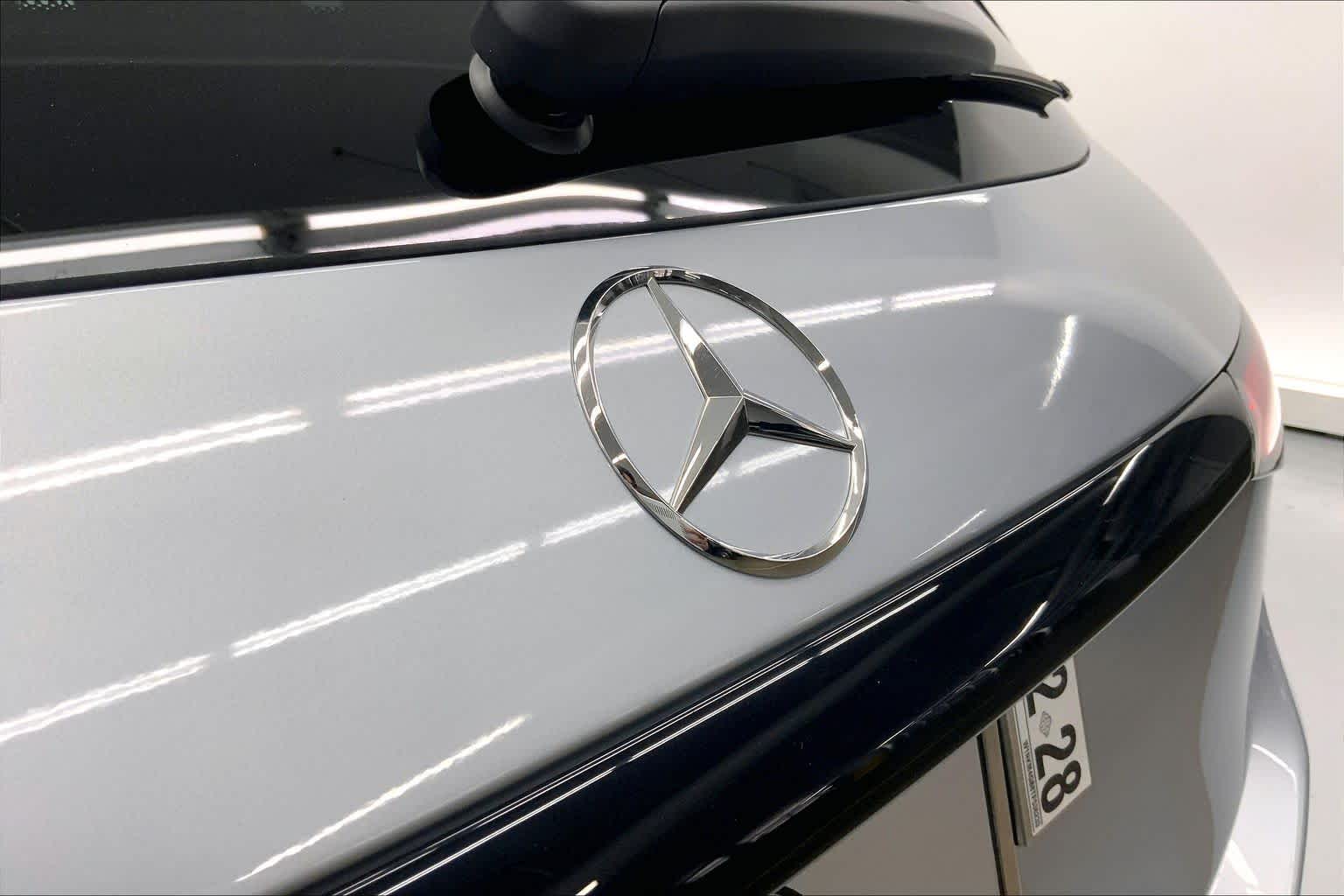 2026 Mercedes-Benz GLC 300 SUV