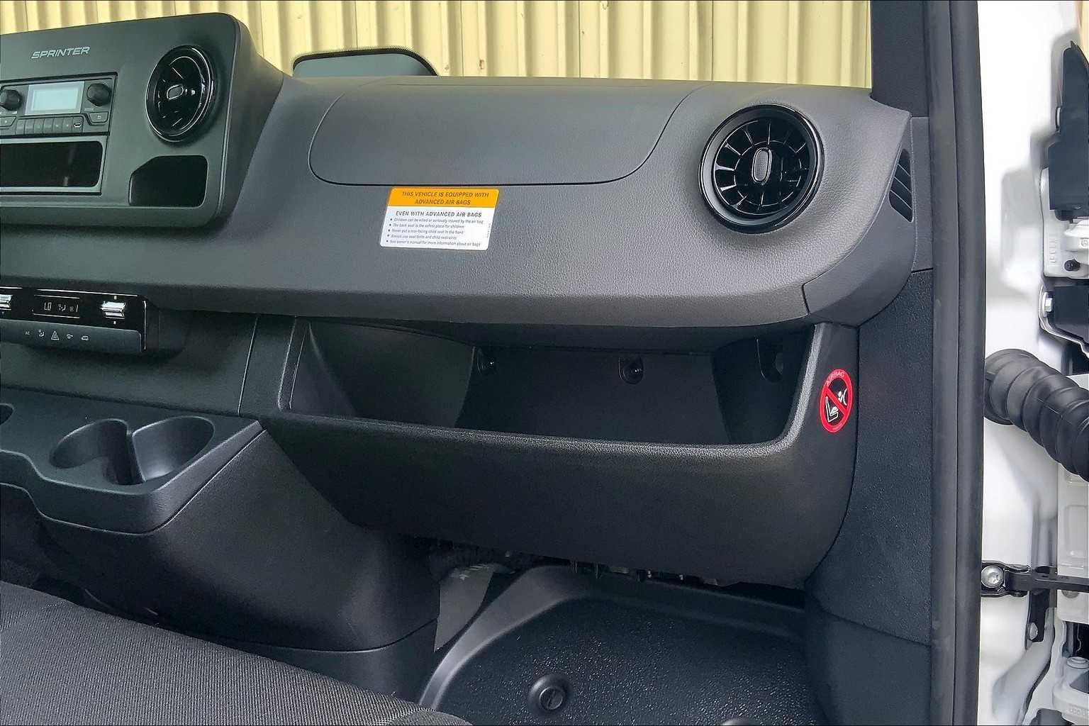 2025 Mercedes-Benz Sprinter 2500 High Roof I4 Diesel 170" RWD