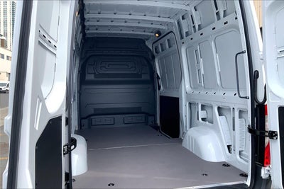2026 Mercedes-Benz Sprinter 2500 Standard Roof I4 Diesel HO 144" RWD
