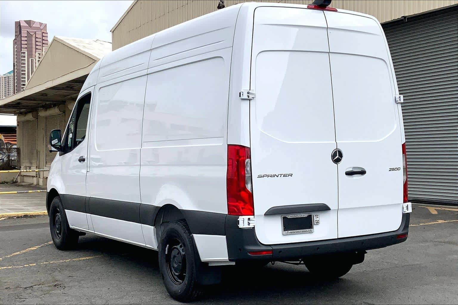 2026 Mercedes-Benz Sprinter 2500 Standard Roof I4 Diesel HO 144" RWD