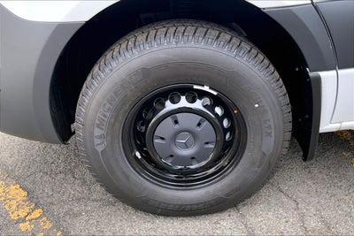 2026 Mercedes-Benz Sprinter 2500 Standard Roof I4 Diesel HO 144" RWD