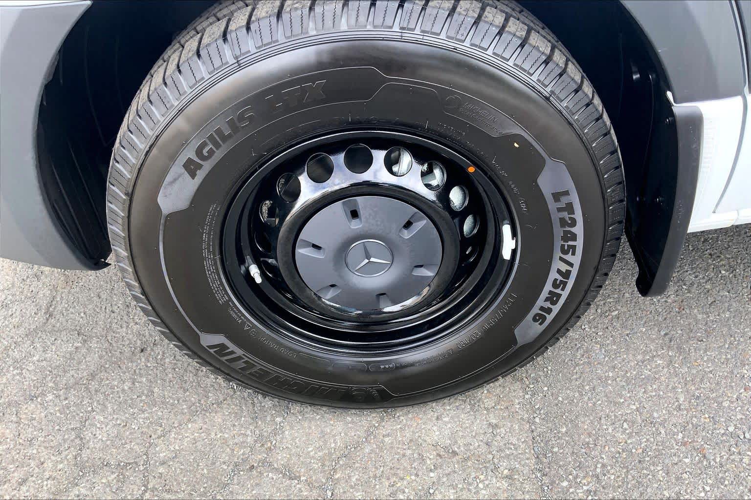 2026 Mercedes-Benz Sprinter 2500 Standard Roof I4 Diesel HO 144" RWD