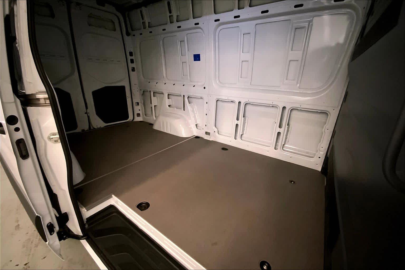 2025 Mercedes-Benz Sprinter 2500 High Roof I4 Diesel HO 144" RWD