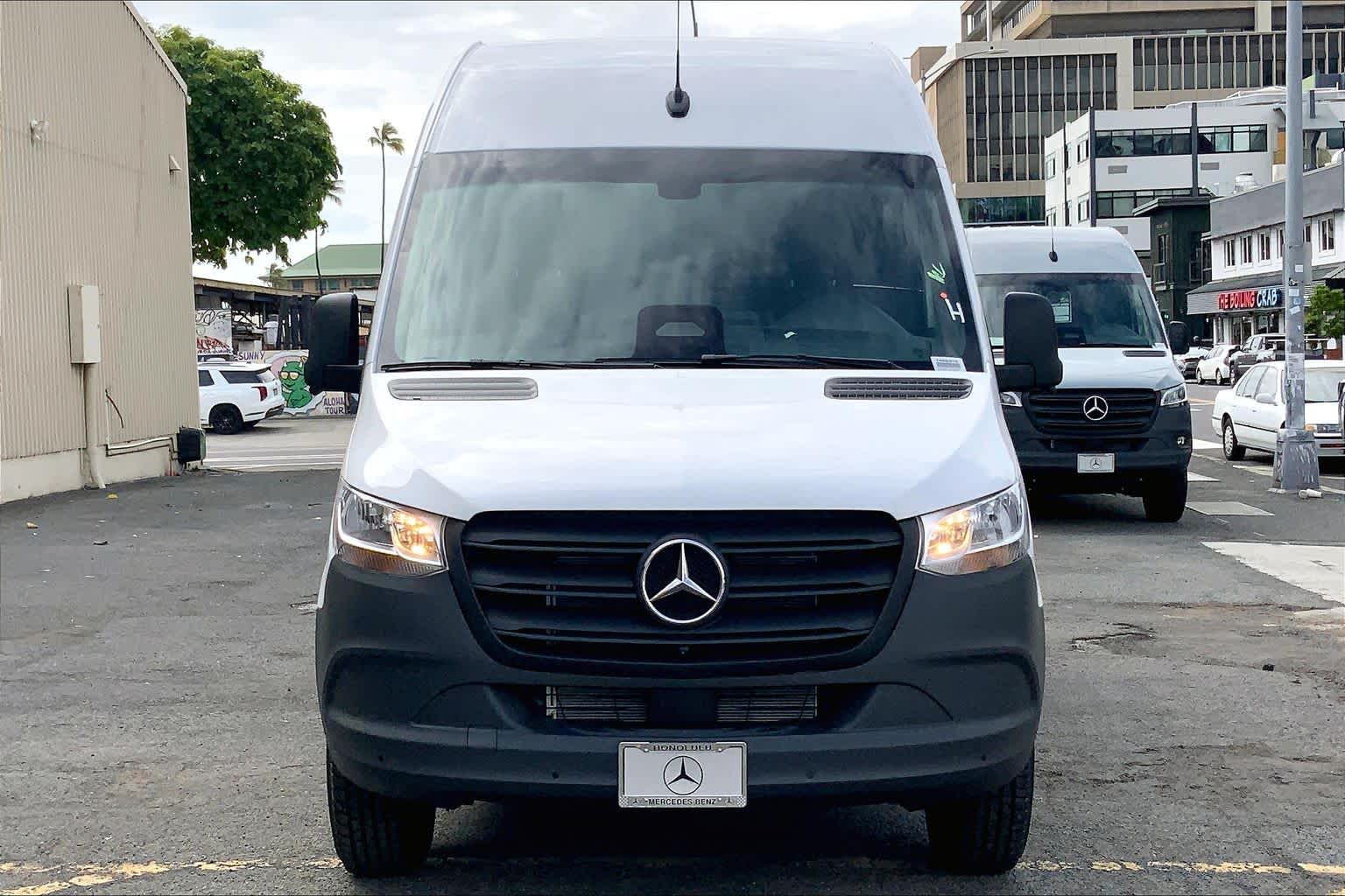 2026 Mercedes-Benz Sprinter 2500 Standard Roof I4 Diesel HO 144" RWD