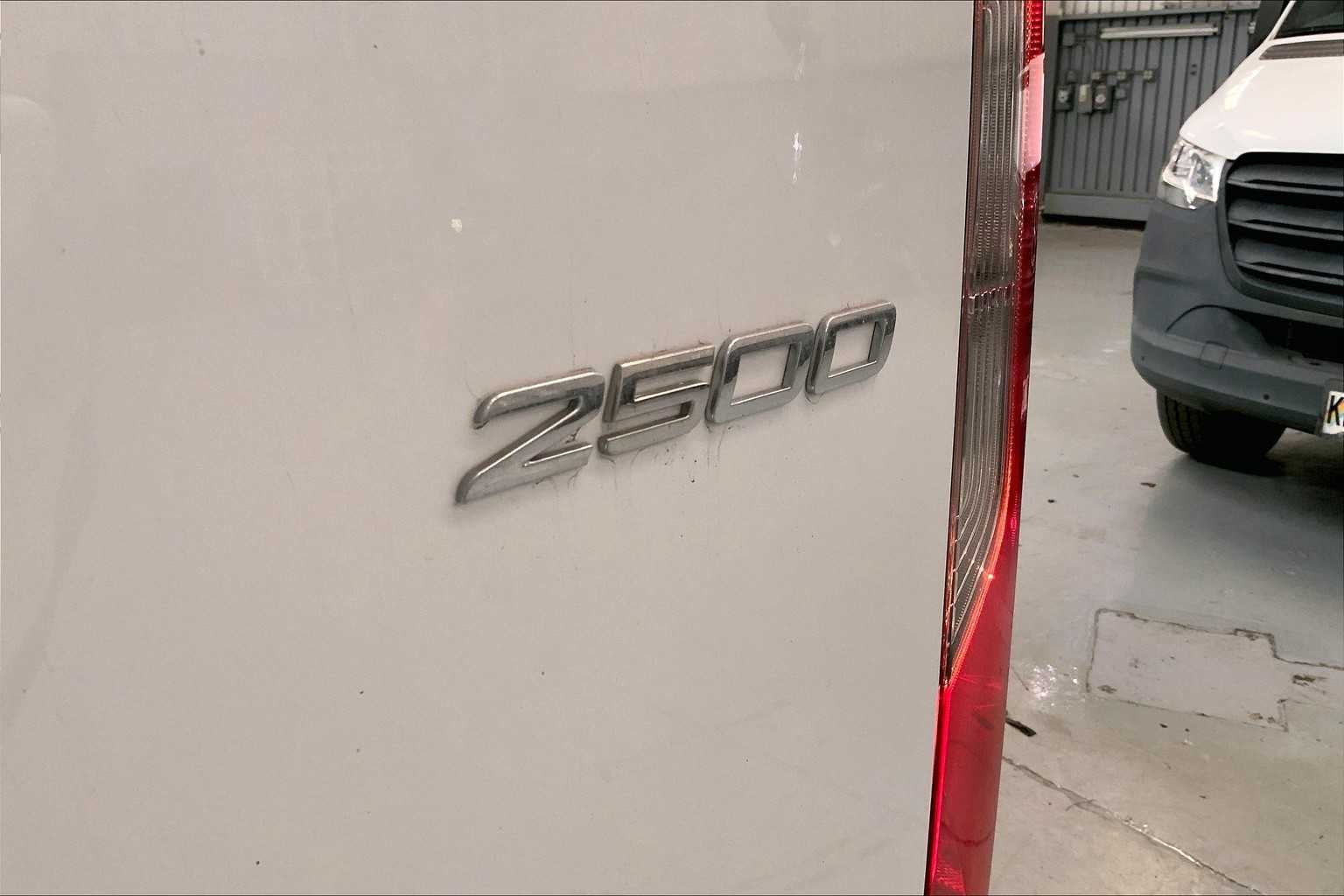 2024 Mercedes-Benz Sprinter 2500 High Roof I4 Diesel HO 170" RWD