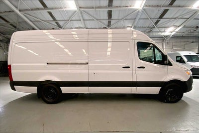 2024 Mercedes-Benz Sprinter 2500 High Roof I4 Diesel HO 170" RWD