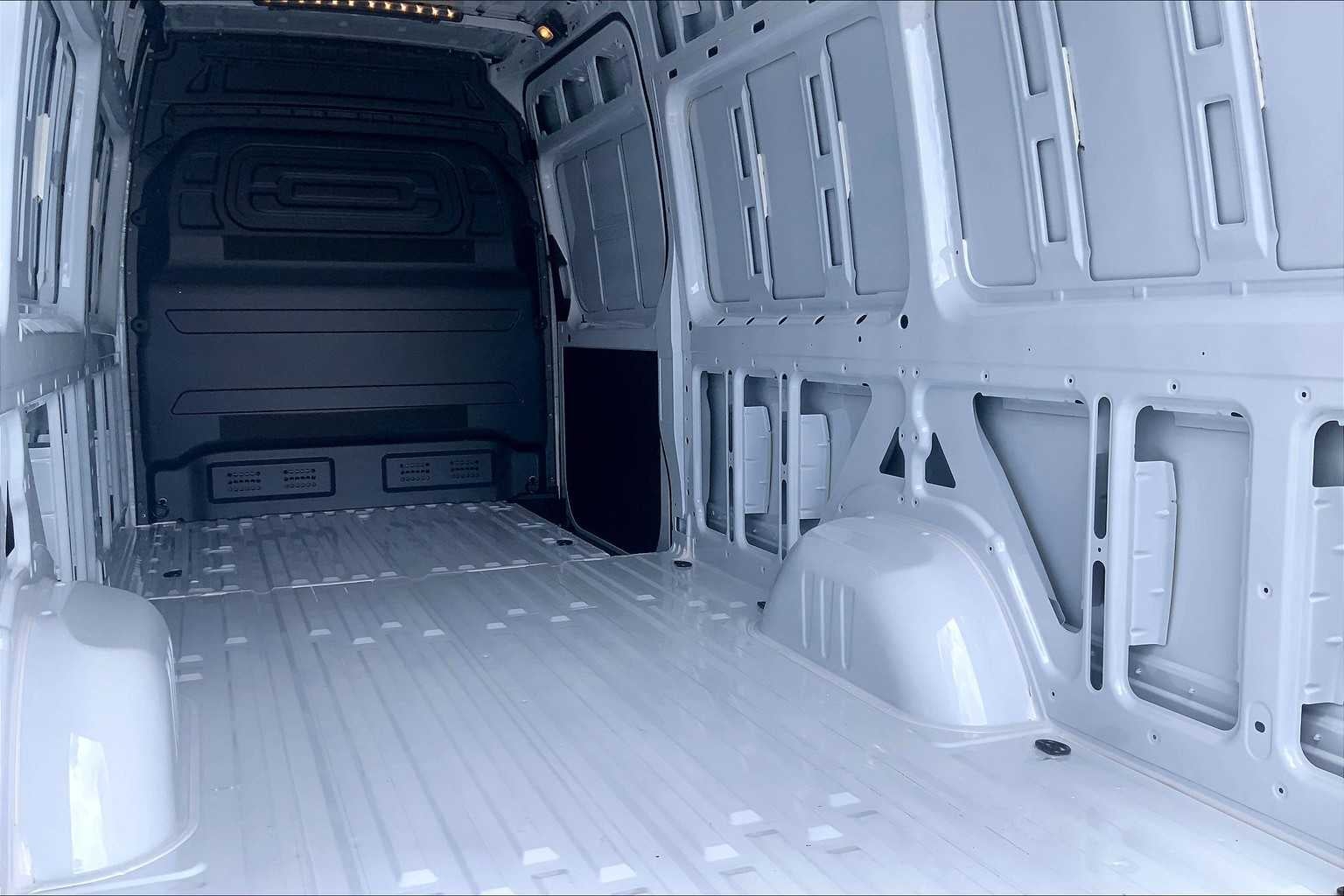 2025 Mercedes-Benz Sprinter 2500 High Roof I4 Diesel HO 170" RWD