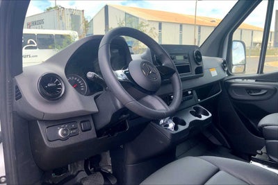 2025 Mercedes-Benz Sprinter 2500 High Roof I4 Diesel HO 170" RWD