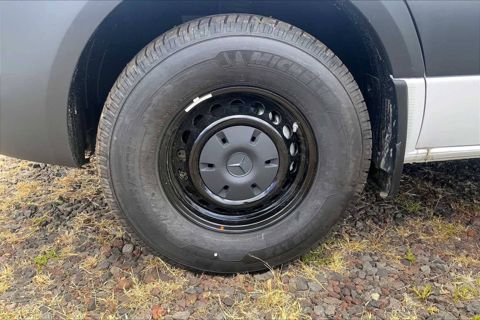 2025 Mercedes-Benz Sprinter 2500 High Roof I4 Diesel HO 170" RWD