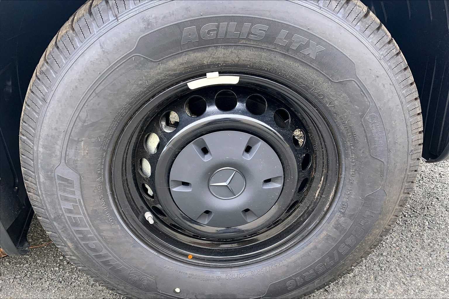 2025 Mercedes-Benz Sprinter 2500 High Roof I4 Diesel HO 170" RWD