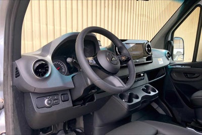 2025 Mercedes-Benz Sprinter 2500 High Roof I4 Diesel HO 144" RWD