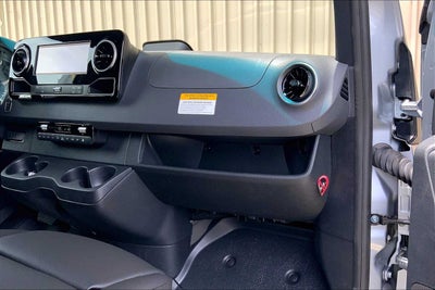 2025 Mercedes-Benz Sprinter 2500 High Roof I4 Diesel HO 144" RWD