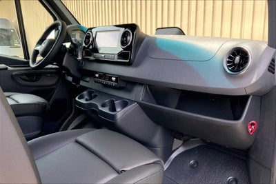 2025 Mercedes-Benz Sprinter 2500 High Roof I4 Diesel HO 144" RWD