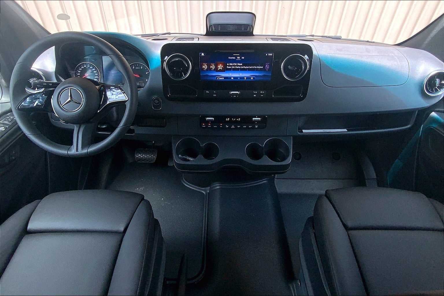 2025 Mercedes-Benz Sprinter 2500 High Roof I4 Diesel HO 144" RWD