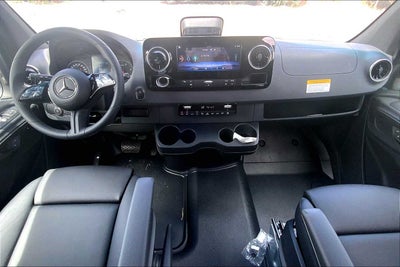 2025 Mercedes-Benz Sprinter 2500 High Roof I4 Diesel HO 144" RWD