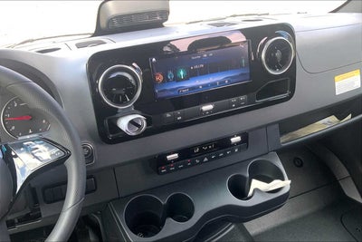 2025 Mercedes-Benz Sprinter 2500 High Roof I4 Diesel HO 144" RWD