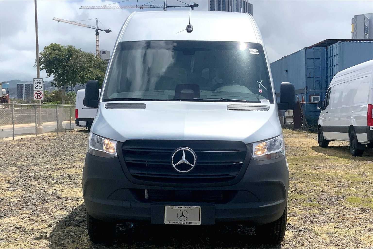 2025 Mercedes-Benz Sprinter 2500 High Roof I4 Diesel HO 144" RWD