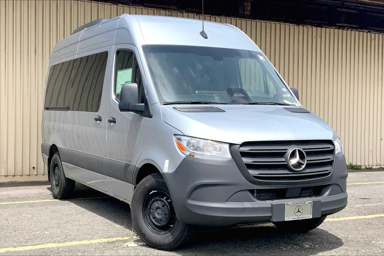 2025 Mercedes-Benz Sprinter 2500 High Roof I4 Diesel HO 144" RWD