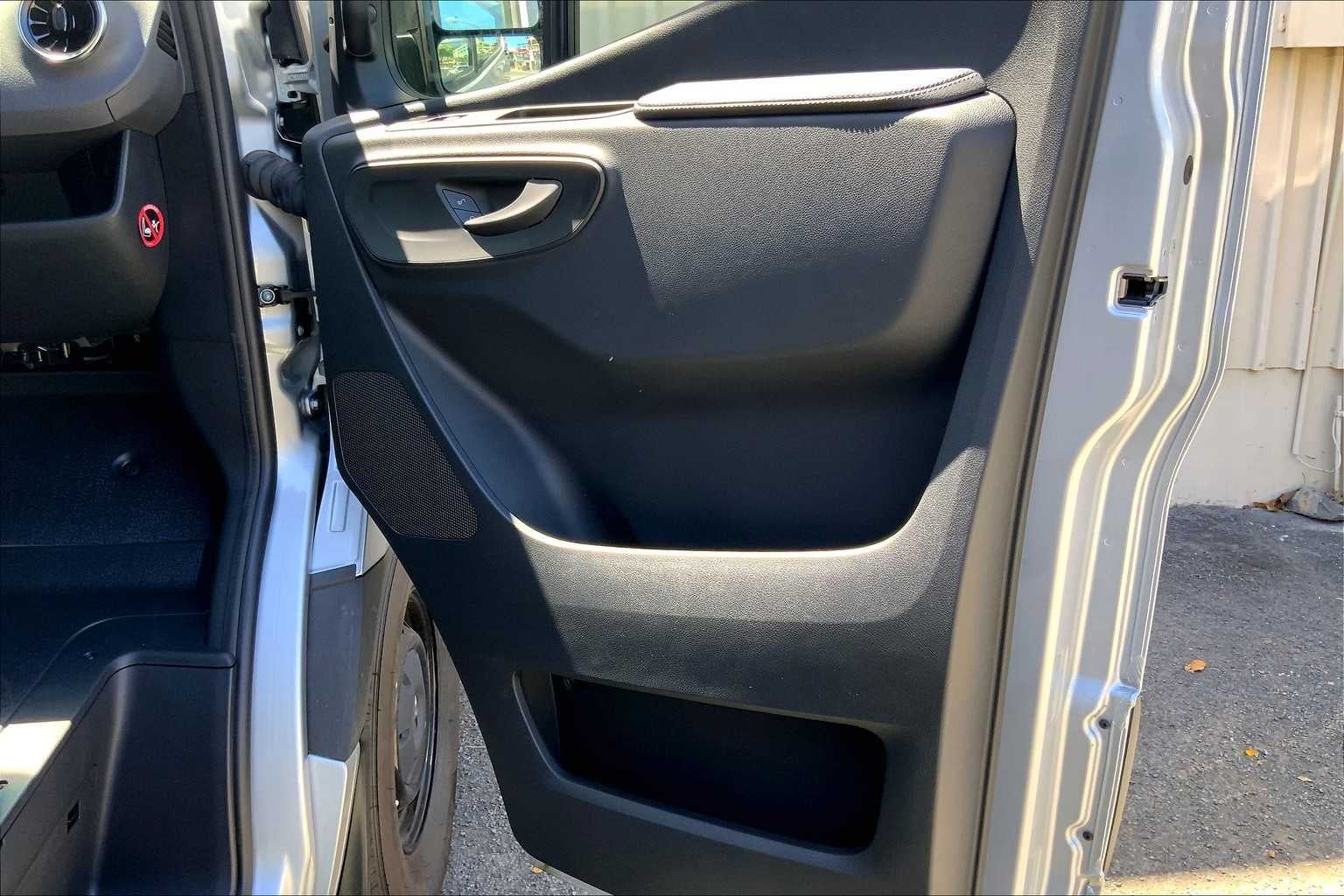 2025 Mercedes-Benz Sprinter 2500 High Roof I4 Diesel HO 144" RWD