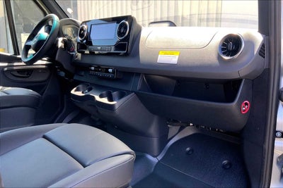 2025 Mercedes-Benz Sprinter 2500 High Roof I4 Diesel HO 144" RWD