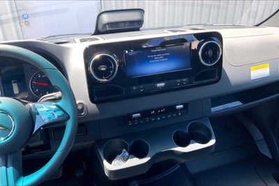 2025 Mercedes-Benz Sprinter 2500 High Roof I4 Diesel HO 144" RWD