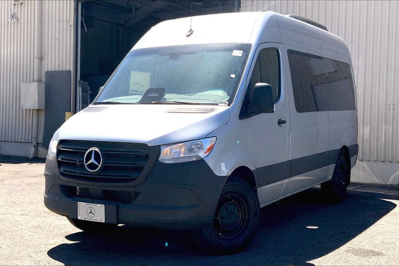 2025 Mercedes-Benz Sprinter 2500 High Roof I4 Diesel HO 144" RWD