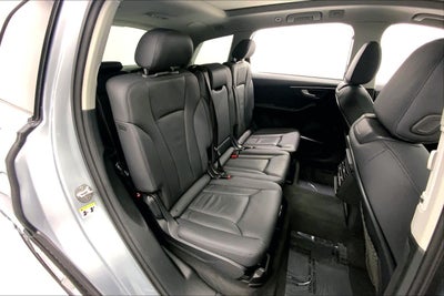 2023 Audi Q7 Premium Plus