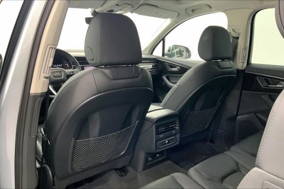 2023 Audi Q7 Premium Plus