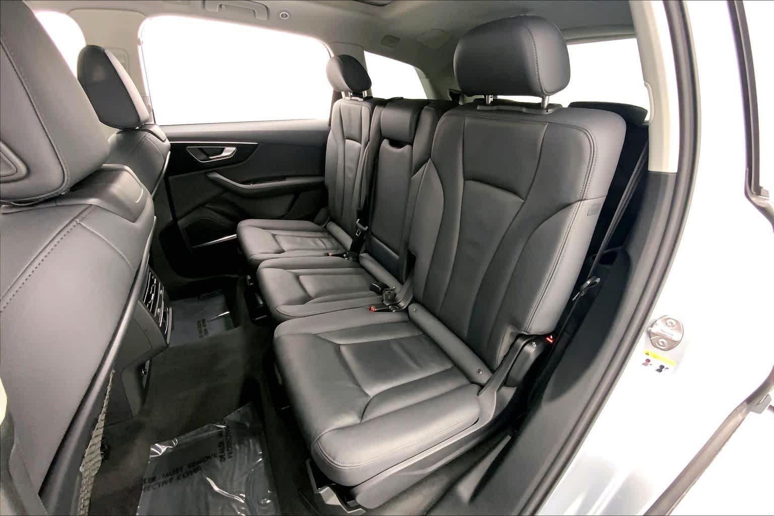 2023 Audi Q7 Premium Plus
