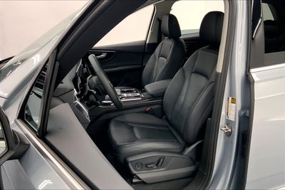 2023 Audi Q7 Premium Plus