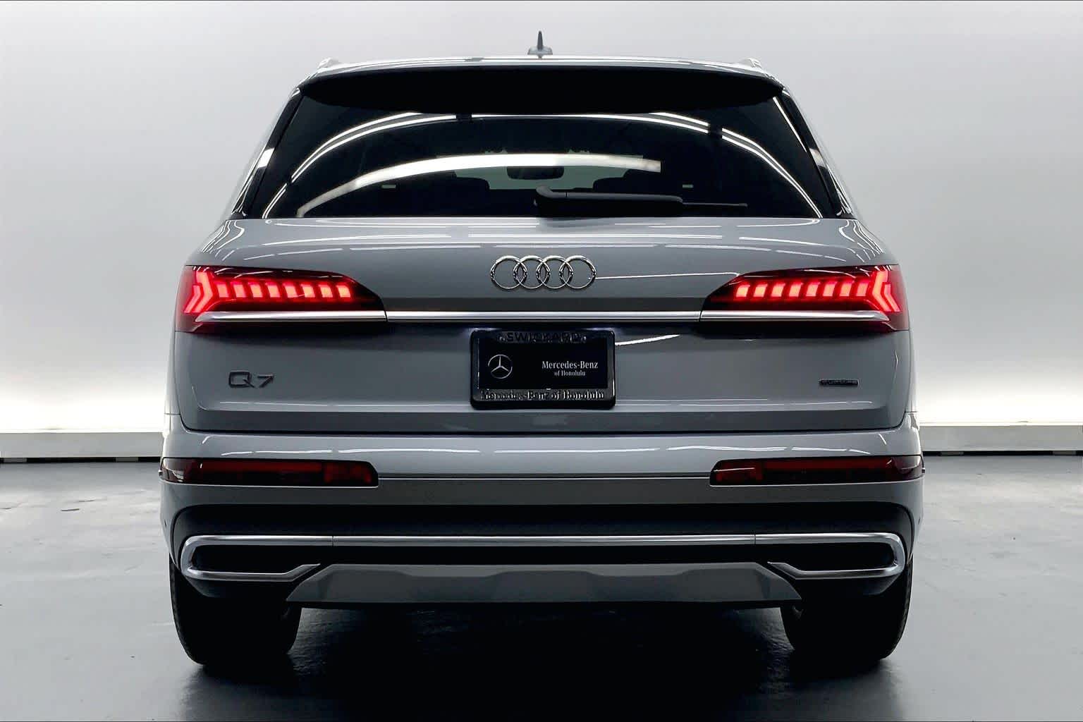 2023 Audi Q7 Premium Plus
