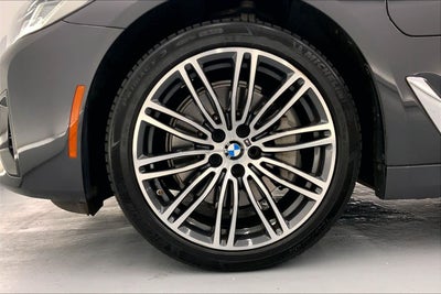 2021 BMW 530e 530e