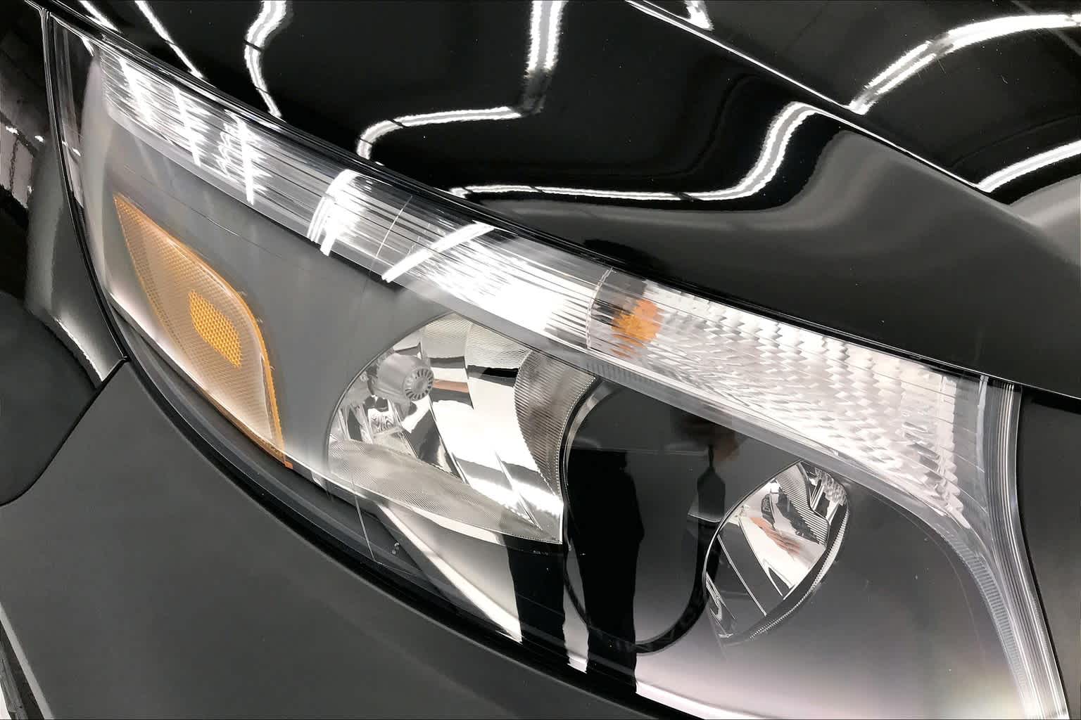 2019 Mercedes-Benz Metris Passenger Van Standard Roof 126 Wheelbase