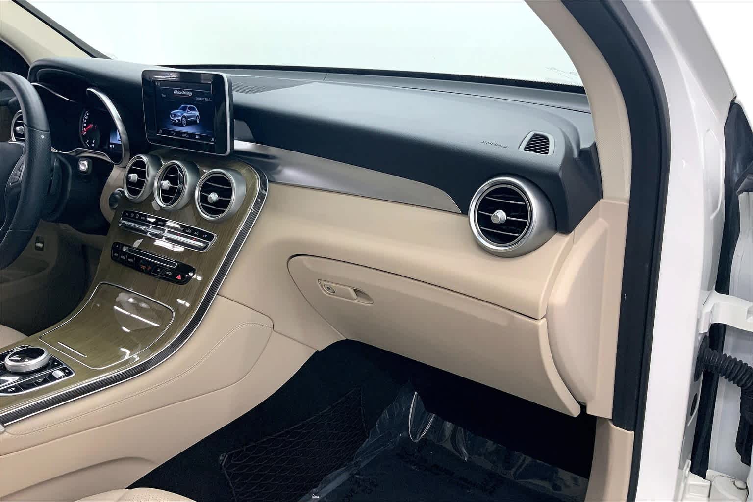 2019 Mercedes-Benz GLC 300 SUV