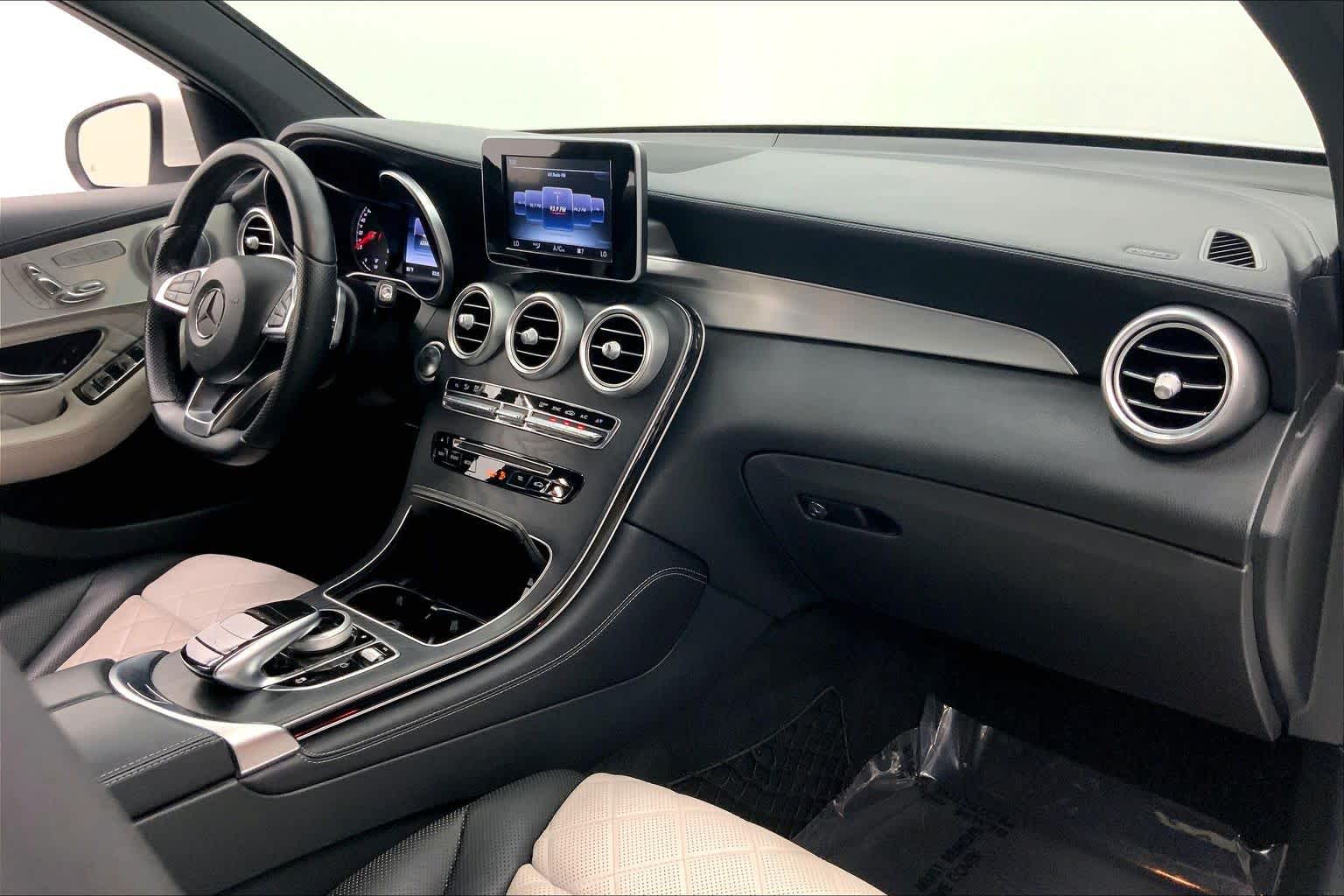 2017 Mercedes-Benz GLC 300 SUV
