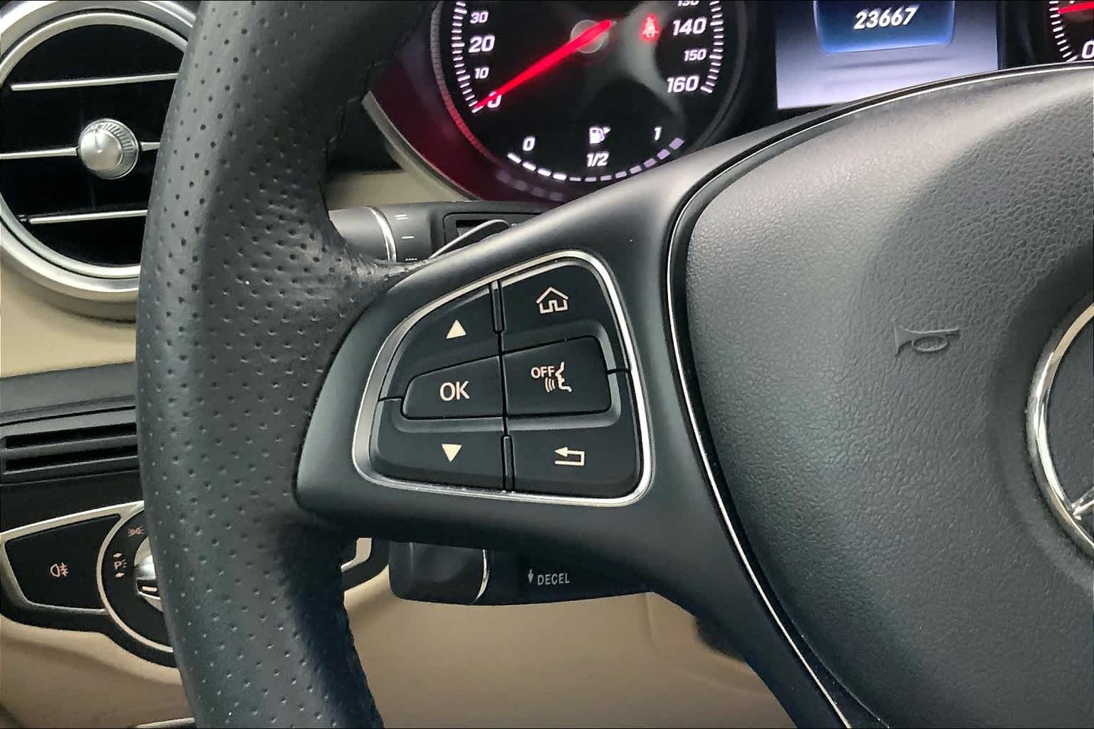 2018 Mercedes-Benz GLC 300 GLC 300