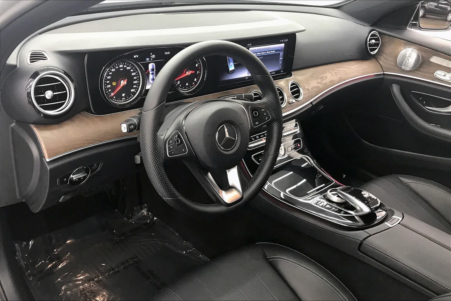2017 Mercedes-Benz E 300 RWD Sedan