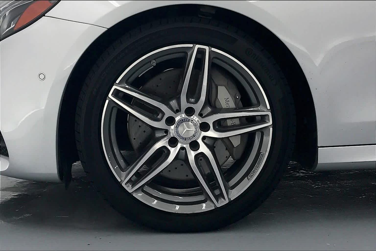 2017 Mercedes-Benz E 300 RWD Sedan
