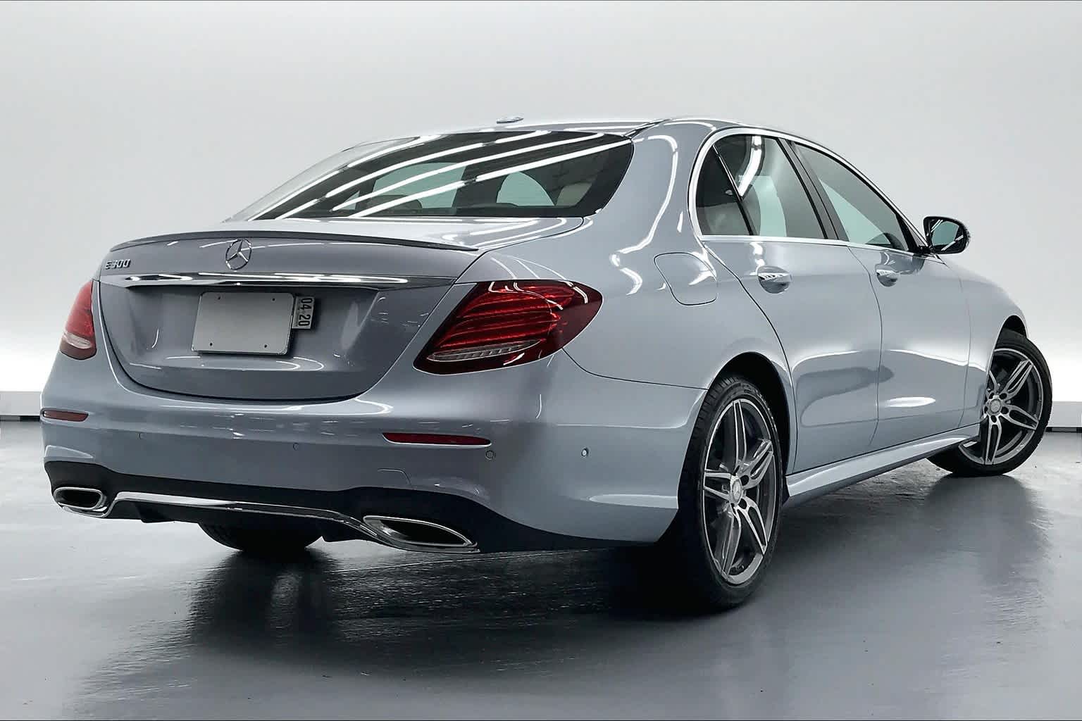 2017 Mercedes-Benz E 300 RWD Sedan
