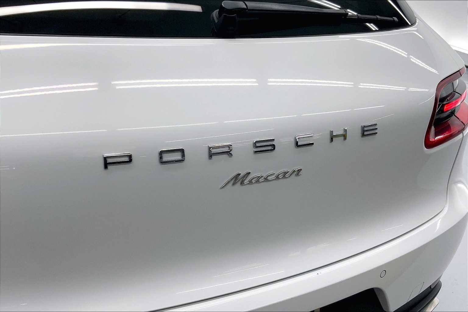 2017 Porsche Macan AWD