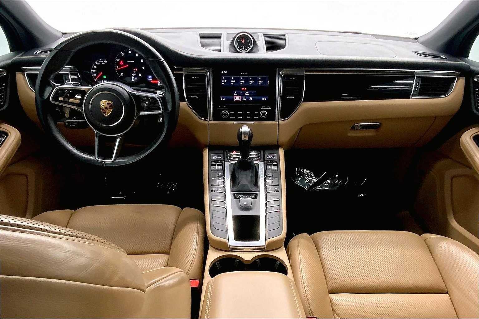 2017 Porsche Macan AWD