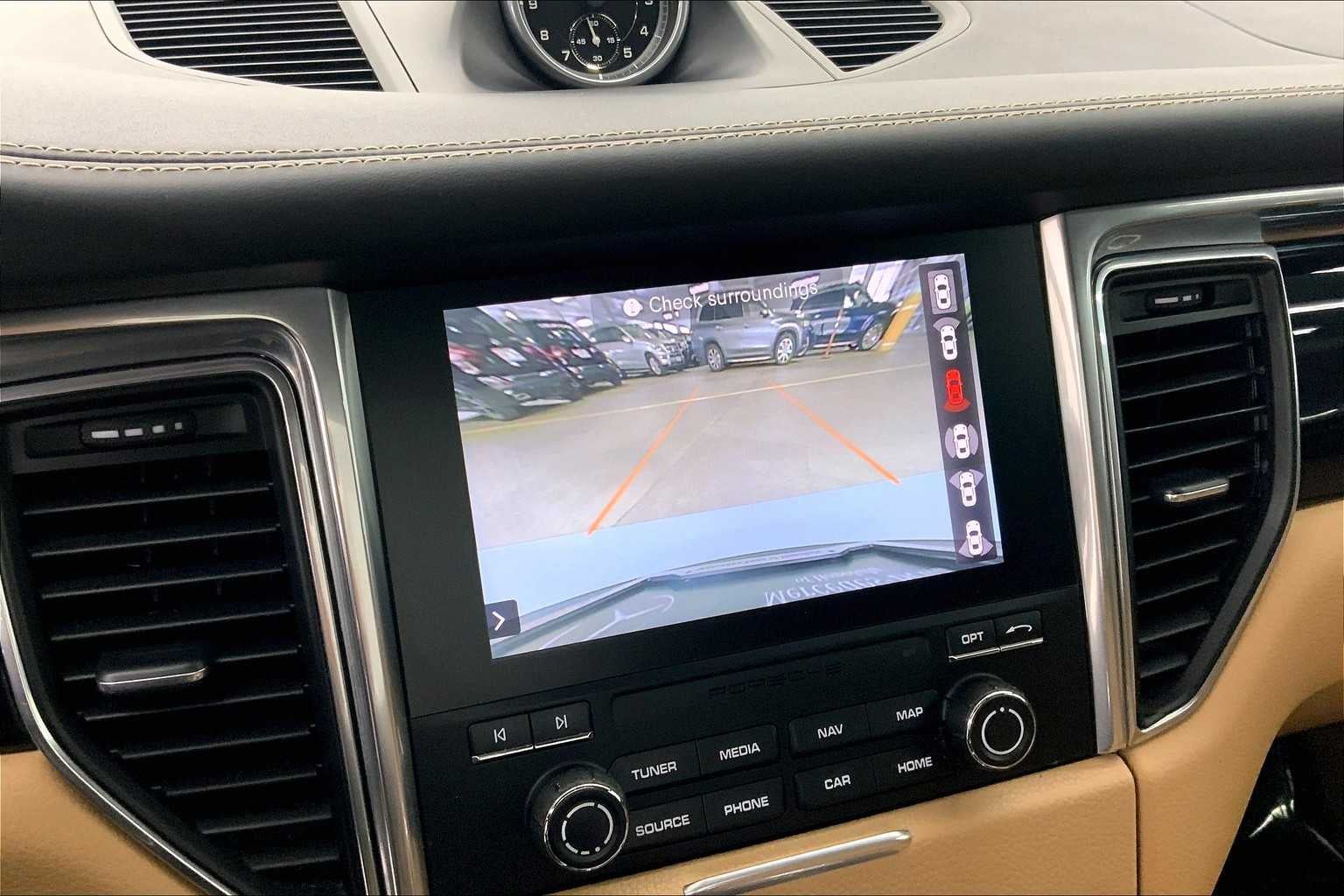 2017 Porsche Macan AWD