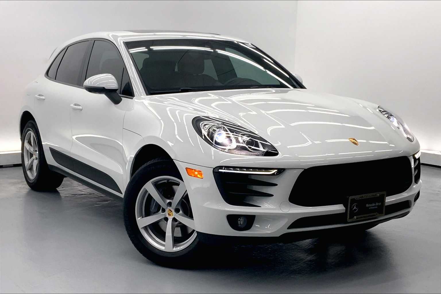 2017 Porsche Macan AWD