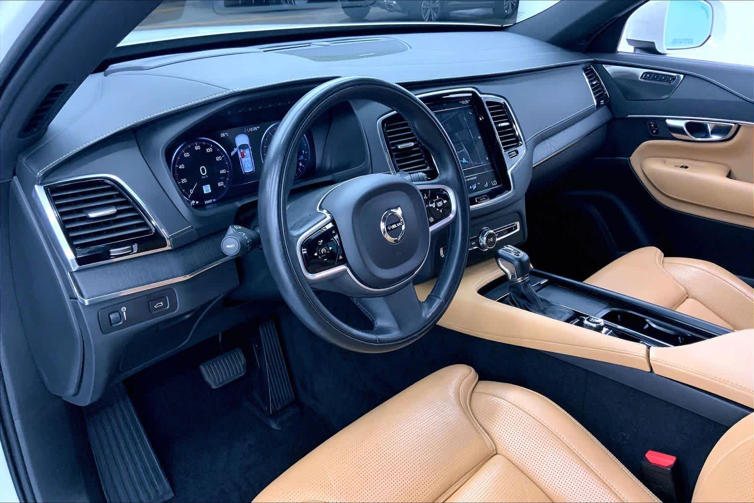 2022 Volvo XC90 Inscription