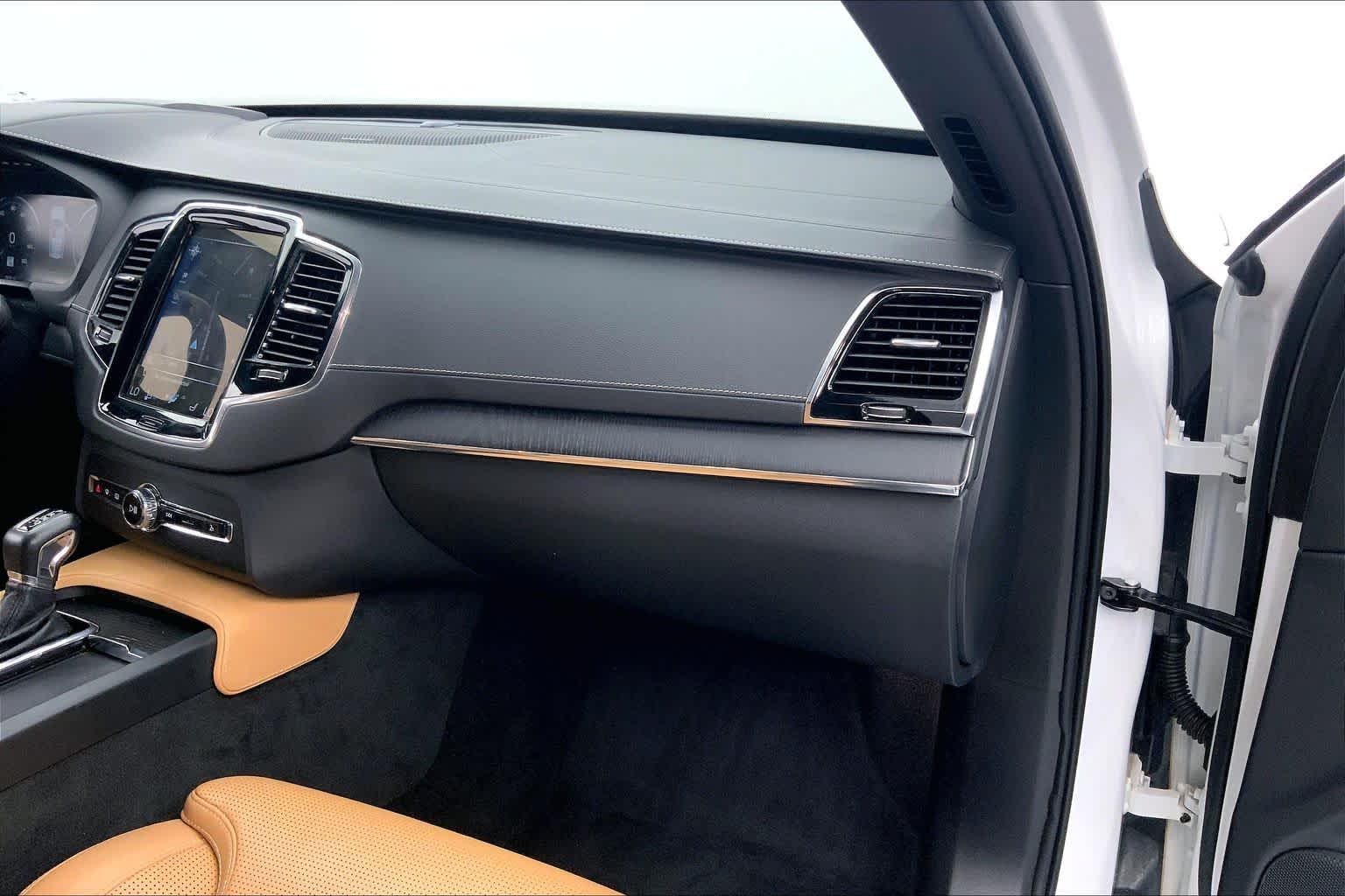 2022 Volvo XC90 Inscription
