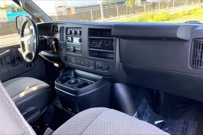 2019 Chevrolet Express Passenger LT