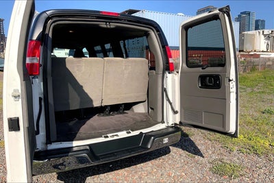 2019 Chevrolet Express Passenger LT